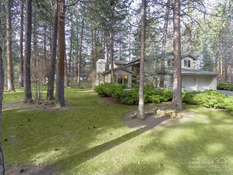 60643 Thunderbird Ct, Bend, OR 97702 photo 1