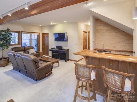 60643 Thunderbird Ct, Bend, OR 97702 photo 13