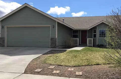 3333 NE Hoona Dr, Bend, OR 97701 photo 1