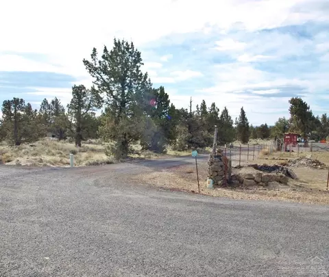 23179 Tumbleweed Dr, Bend, OR 97701 photo 14