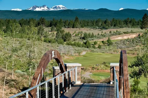 61390 Lost Hollow Loop, Bend, OR 97702 photo 23