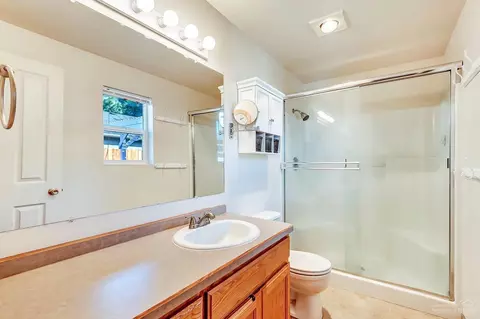 1050 E Cascade Ave, Sisters, OR 97759 photo 13