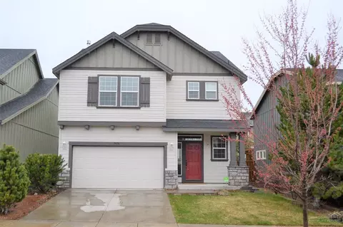 2875 NE Sedalia Loop, Bend, OR 97701 photo 1
