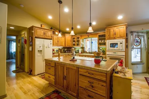 52078 Foxtail Rd, La Pine, OR 97739 photo 9