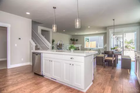 2668 NE Jones Rd, Bend, OR 97701 photo 5