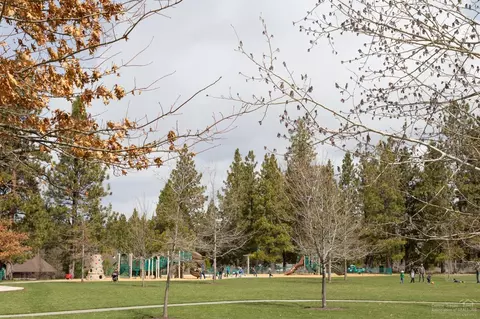 19537 Sugar Mill Loop, Bend, OR 97702 photo 14
