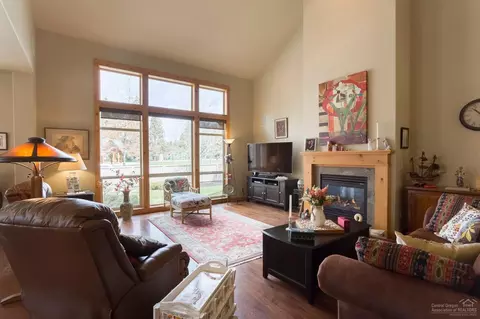 19537 Sugar Mill Loop, Bend, OR 97702 photo 4