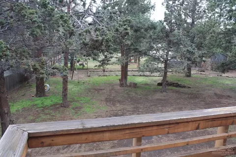 20295 Rae, Bend, OR 97702 photo 9