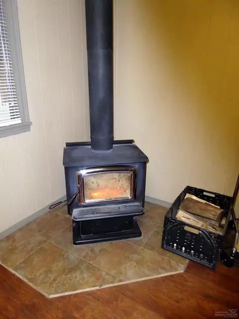 15910 Deedon Rd, La Pine, OR 97739 photo 5
