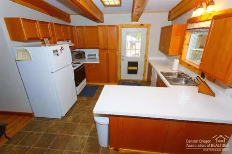 14815 White Pine Way, La Pine, OR 97739 photo 11