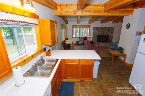 14815 White Pine Way, La Pine, OR 97739 photo 12