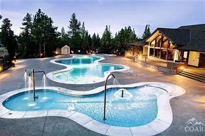 61072 SE Stari Most Loop, Bend, OR 97702 photo 18