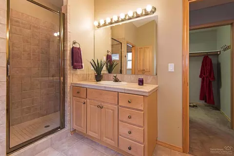 57972 Cypress Ln, Sunriver, OR 97707 photo 9