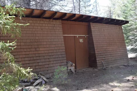 63585 Johnson Rd, Bend, OR 97703 photo 3