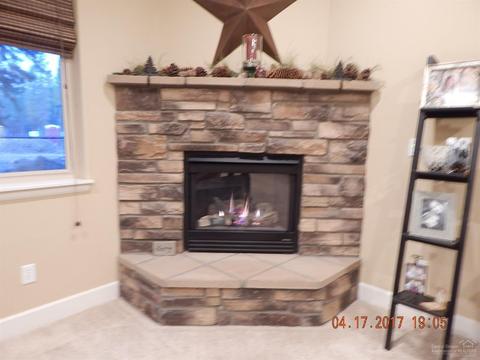 51834 Fordham Dr, La Pine, OR 97739 photo 7