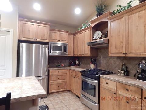 51834 Fordham Dr, La Pine, OR 97739 photo 10