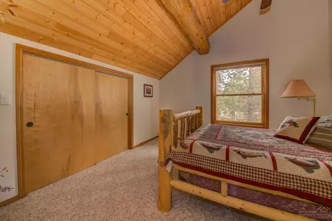 15030 Fall River Dr, Bend, OR 97707 photo 18
