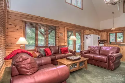 55613 Wagon Master Way, Bend, OR 97707 photo 10