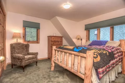 55613 Wagon Master Way, Bend, OR 97707 photo 14