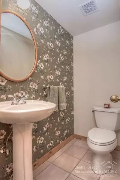 55613 Wagon Master Way, Bend, OR 97707 photo 11