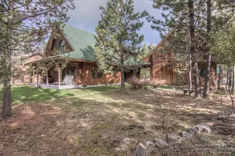 55613 Wagon Master Way, Bend, OR 97707 photo 22
