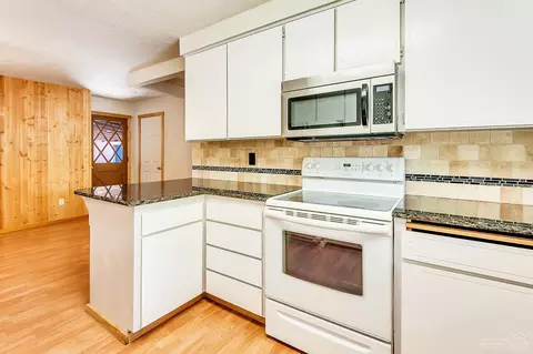 52940 Snow Flake Ln, La Pine, OR 97739 photo 11