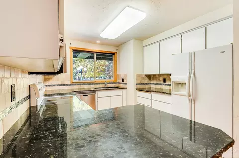 52940 Snow Flake Ln, La Pine, OR 97739 photo 12