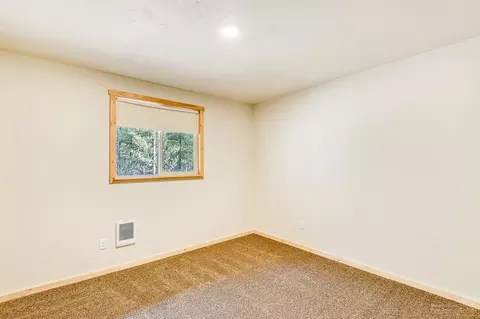 52940 Snow Flake Ln, La Pine, OR 97739 photo 18