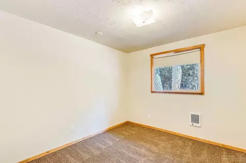 52940 Snow Flake Ln, La Pine, OR 97739 photo 19