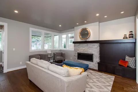 1833 NW Fields St, Bend, OR 97703 photo 6