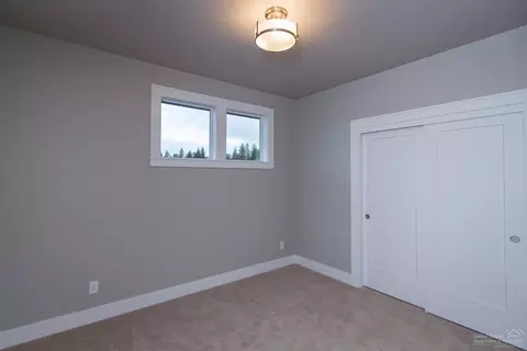 1833 NW Fields St, Bend, OR 97703 photo 22