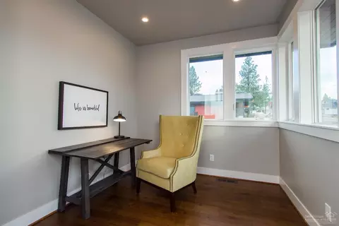 1833 NW Fields St, Bend, OR 97703 photo 5