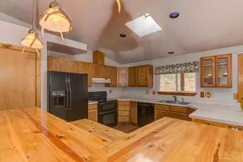 60070 Agate Rd, Bend, OR 97702 photo 6