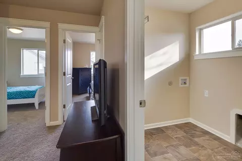 20856 SE Sotra Loop, Bend, OR 97702 photo 9