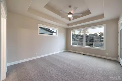 61043 SE Stari Most Loop, Bend, OR 97702 photo 13