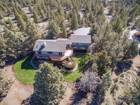 64055 Tanglewood Rd, Bend, OR 97703 photo 22