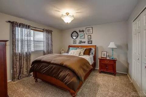 63347 Majestic Loop, Bend, OR 97701 photo 16