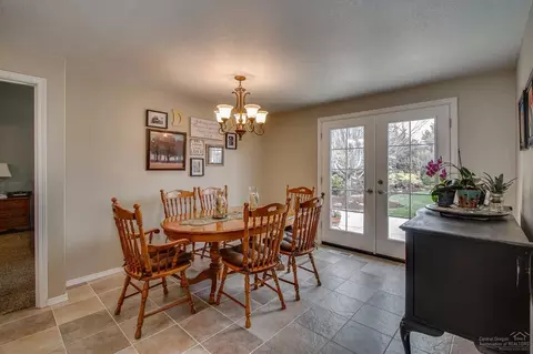 63347 Majestic Loop, Bend, OR 97701 photo 10