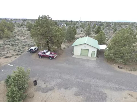 22920 Superior Ct, Bend, OR 97702 photo 4