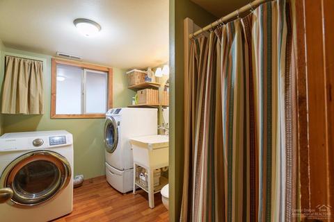 2823 NE Ocker Dr, Bend, OR 97701 photo 18