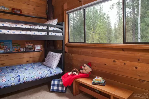 17567 Forest Ln, Sunriver, OR 97707 photo 5