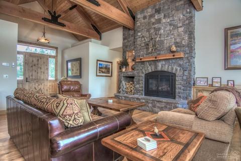56701 Dancing Rock Loop, Bend, OR 97707 photo 3