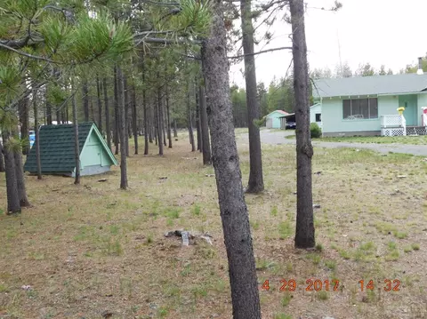 53789 Bridge Dr, La Pine, OR 97739 photo 2