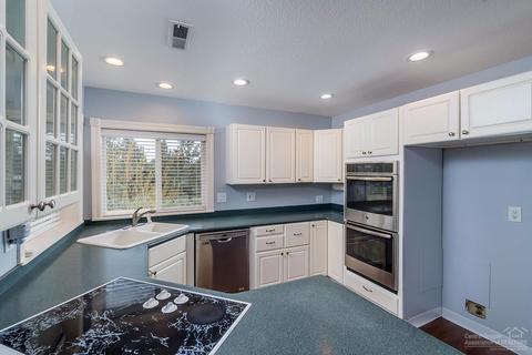 3317 NE Stonebrook Loop, Bend, OR 97701 photo 6