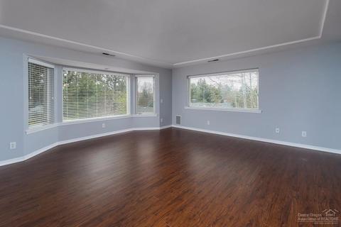 3317 NE Stonebrook Loop, Bend, OR 97701 photo 2