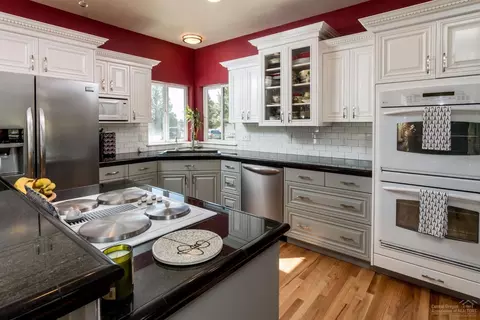 61030 Gosney Rd, Bend, OR 97702 photo 8