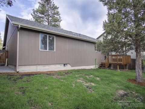63352 Lavacrest St, Bend, OR 97703 photo 15