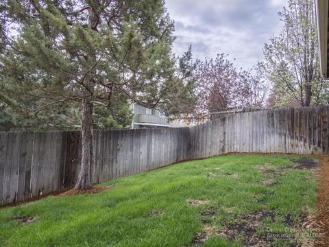 63352 Lavacrest St, Bend, OR 97703 photo 13