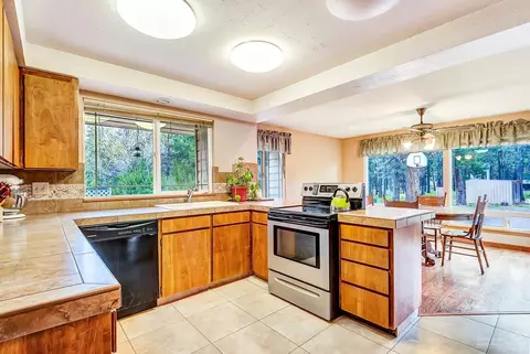 19451 Baker Rd, Bend, OR 97702 photo 8