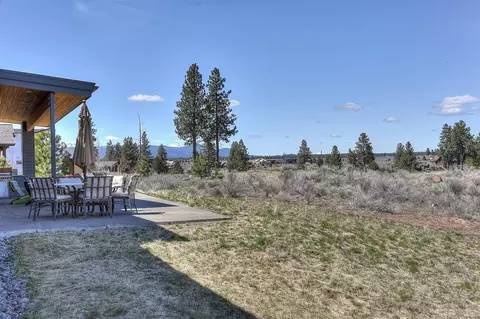 19354 Seaton Loop, Bend, OR 97702 photo 25